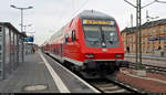 Handy-Aufnahme von DABpbzfa 762.0 mit Zuglok 112 157 der Elbe-Saale-Bahn (DB Regio Südost) als RE 4887 (RE18)  Saale-Express  nach Jena-Göschwitz, der in seinem Startbahnhof Halle(Saale)Hbf