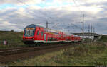 DABpbzfa 762.0 (50 80 80-35 384-2 D-DB) mit Schublok 146 016-1 unterwegs bei Spergau.