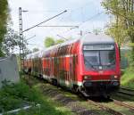 Der RE4(10419) auf dem Weg von Aachen Hbf nach Dortmund Hbf beim B Km 21.5 der KBS485 zwischen Herzogenrath und bach-Palenberg.