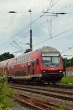 Steuerwagen voraus geht es nach Aachen, so verlässt ein RE4-Zug den Rheydter Hbf und hinten ist die 111 096.....meistens ist es ja umgekehrt.