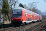 RB nach Rommerskirchen mit Dosto-Steuerwagen in Front durch Bonn-Beuel - 09.04.2015