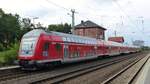 Ein RE55 nach Würzburg bei seinem Zwischenhalt in Dettingen (Main). Aufgenommen am 2.9.2017 15:09