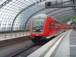 Eine RE (Dosto - Steuerwagen) im Berliner Hauptbahnhof am 11.04.2007