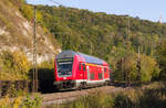 RE5 Lindau Insel-Stuttgart am 09.10.2021 die Geislinger Steige abwärts fahrend.