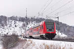 RE5 Lindau Insel-Stuttgart Hbf am 11.12.2021 bei Urspring.