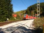 Nachschu IRE 5191 mit Zuglok 146 232-4 am km64,3.Dort werden zu Zeit die Gleise erneuert 16.10.07