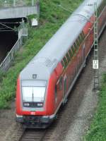 Der Zugschluss eines RE auf der Gubahn in Richtung Stuttgart Hbf am 03.06.2008 durch sterfeld.