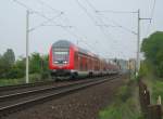 RE 21429 Lbeck Hbf - Hamburg Hbf kurz nach der Ausfahrt aus Reinfeld (Holst.) am 29.04.09.