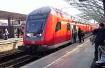 Am 01.04.2005 stand ein 765.5 Steuerwagen im Klner Hbf Richtung Aachen.