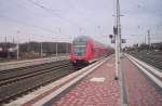 Am 14.04.05 fuhr ein Doppelstock Steuerwagen der Gattung 3 (763.6) aus dem Bahnhof Dren aus.