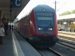 RE von Frankfurt a. M. Hbf bei der Einfahrt von Mannheim Hbf.