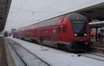 RE2 von Berlin Gesundbrunnen nach Cottbus ber Lbbenau/Spreewald fhrt hier gerade aus dem Bahnhof von Berlin Lichtenberg aus.