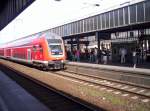 763.6 mit RE6 nach Minden(Westf) bei der Einfahrt von Essen Hbf am 29.07.2005. 