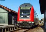 146 231-6  Triberger Wasserflle  mit dem RE 36520 (Offenburg-Donaueschingen) beim rund 50 mintigen Halt in St.Georgen 29.10.10