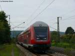 RE 4245 nach Mnchen Hbf wird in Krze Regensburg erreichen, (Regensburg-Prfening) 11.08.2010