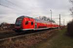 Hier ein RE3 (RE18346) von Wünsdorf-Waldstadt nach Schwedt(Oder), am 8.2.2014 zwischen Vierradener Chaussee und Helbigstraße in Schwedt(Oder).