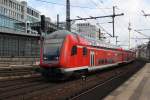 Hier ein RE1 (RE18174) von Frankfurt(Oder) nach Brandenburg Hbf., bei der Einfahrt am 15.3.2014 in Berlin Friedrichstraße.