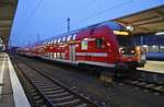 RE3 (RE3352) von Berlin Hauptbahnhof (tief) nach Schwedt(Oder) steht am 12.2.2017 in Berlin Lichtenberg.