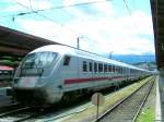 Bpmbdzf(61808091116-6)bildet den Zugschlu des IC2294, und ist am Hauptbahnhof Salzburg zur Abfahrt bereitgestellt;080630