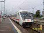 Ein IC-Steuerwagen steht am 06.10.2006 im Stralsunder Hbf bereit.