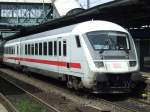 Ein IC Steuerwagen steht in HH-Harburg eingefahren am 06.08.2008.