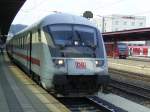 Der Steuerwagen von EC 117 am 14.4.2009 beim Halt in Ulm Hbf.