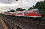 RE8 (RE10839)  Rhein-Erft-Express  von Kaldenkirchen nach Köln Messe/Deutz fährt am 4.7.2017 in den Zielbahnhof ein.