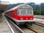 Zweiteiliger Pendelzug in Garmisch-Partenkirchen.