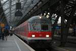 218 411-7 mit dem RE 12 nach Trier Hbf in Kln Hbf 2. November 2008