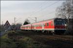 Nachschuss auf einen Zug der Linie RB59  HELLWEGBAHN  zwischen Dortmund-Slde und Aplerbeck.