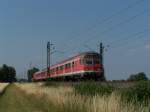 Regionalbahn von Mainz nach Mannheim kurz hinter Mettenheim am 01.07.2008 wegen Bauarbeiten an der Strecke verkehrte der Zug mit n-Wagen und 218er