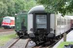 Silberling Meeting in Gerolstein, links im Bild der Karlsruher Steuerwagen des RE12 von Trier nach Kln Messe/Deutz, geschoben von 218 136-0 am 12.08.2009