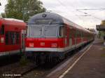 Karlsruher Silberling-Steuerwagen mit Faltbalg in Kirchheim/T - tlingen hngt er an 218 193 mit ziel Kirchheim/T.