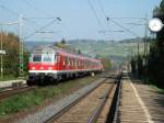 Die RB 34777 nach Bamberg mit schiebender 111 206, bei der Einfahrt in Himmelstadt.