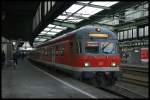 Ein RE1 Zusatztakt in Duisburg Hbf am 27.11.2010