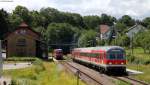 IRE 3215 (Neustadt(Schwarzw)-Ulm Hbf) mit Schublok 218 456-2 in Dggingen 19.6.11