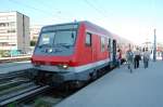 RE aus Salzburg auf Gleis 10 in Mnchen Hbf (Aufnahme vom 29.04.07) 