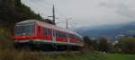 R 5420 entflieht dem wolkenverhangenen Innsbrucker Talkessel und wird in krze den Hp Allerheiligenhfe erreichen. Die Reise geht aufgrund von Bauarbeiten nur bis Eschenlohe 18.10.2009

