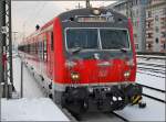 Die S-Bahn fhrt Steuerwagen voraus in den Hauptbahnhof Nrnberg ein. (Dezember 2009)