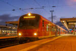 Eine x-Wagen Garnitur als S2 nach Altdorf am 27.11.2021 in Nürnberg Hbf auf Abfahrt wartend.