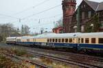 DSG Speisewagen & Rheingold Domecar in Wuppertal, Dezember 2024.