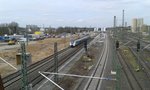 Die RB 48 Richtung Köln, bei der Ausfahrt in Opladen. Schön zusehen die Bauarbeiten des Bahnhof Opladen und der Güterzugstrecke sind schon weit fortgeschritten. Fotografiert an 03.04.16