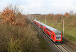 Auf der Kölner Flughafenschleife, unweit von Schloss Röttgen, wurde dieses Foto des Westfalen-Express aufgenommen.
Das Bild entstand am 16. Dezember 2017.