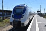 RHEINE (Kreis Steinfurt), 20.07.2016, Triebwagen 858 der Bahngesellschaft national express als RE 7 im Zielbahnhof Rheine; dieser Zug fährt nach kurzem Aufenthalt zurück als RE 7 nach