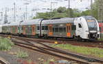 462 009 und ein weiterer 462 fuhren am 08.06.19, als RE11 nach Düsseldorf Hbf, in den Duisburger Hauptbahnhof ein.