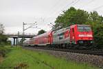 Nachschuss am 13.05.2017 auf 146 230-8  Radolfzell feiert 750 Jahre Stadtrecht , welche ihre RB (Neuenburg (Baden) - Freiburg (Brsg) Hbf) durchs Rheintal in Richtung Buggingen schob.