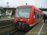 650 007-8 ist am 23.12.2008 als RB von Herrenberg nach Plochingen unterwegs. Hier im Bahnhof von Wendlingen.