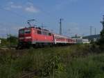 111 181-4 mit RB nach Wrzburg Hbf bei der Ausfahrt aus Wrzburg-Zell, 18.8.2009