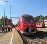 442 274 und 442 273 des Franken-Thringen Express legen am 13. August 2012 als Lt 70725 (Bamberg - Jena Saalbahnhof) in Kronach eine kleine Pause ein.