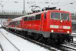 Die 111 181-4 mit RB von Mnchen nach Mittenwald am Hirschgarten am 15.02.2013